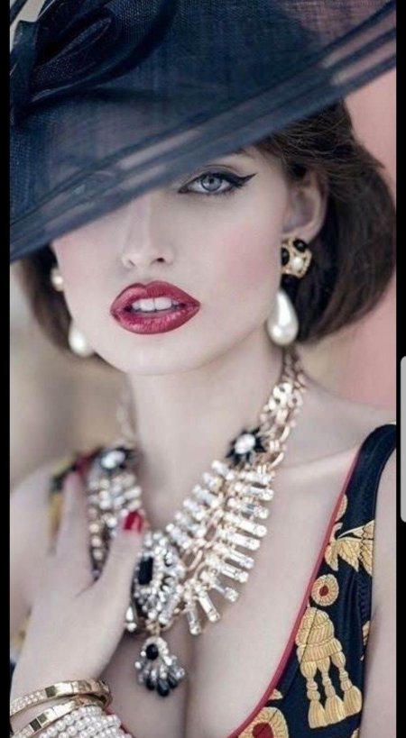 Роскошная женщина