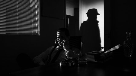 Нуар детектив