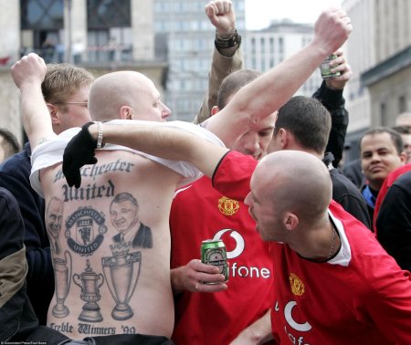 Футбольные хулиганы манчестер юнайтед