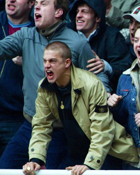 Футбольные хулиганы стон исланд