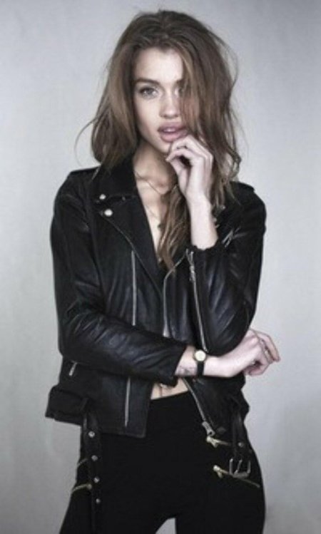 Фотосессия в кожаной куртке