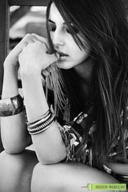 Девушка дерзкая