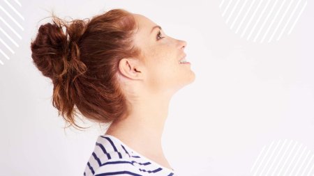 Женщина в профиль