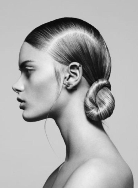 Стильная прическа