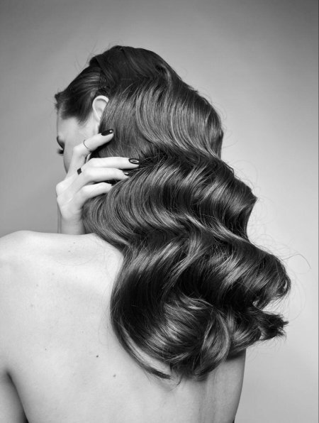 Прическа для длинных волос