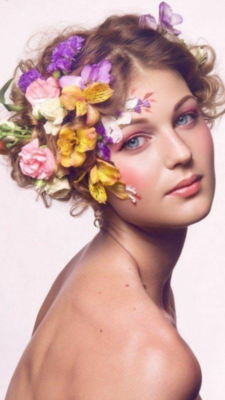 Бьюти съемка с цветами