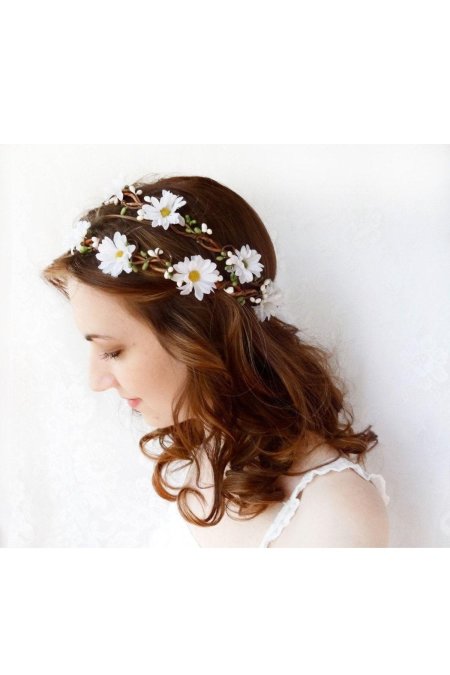 Венок из ромашек на голову