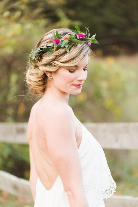 Свадебные прически с венком