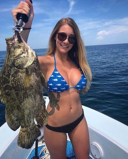 Девушка на рыбалке