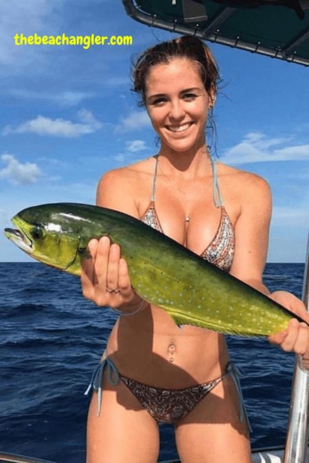 Девушка на рыбалке