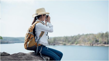 Путешественник с рюкзаком