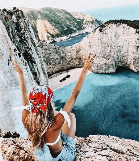 Море девушка