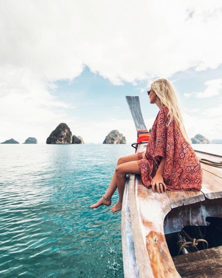 Море девушка