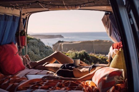 Красивый вид из палатки