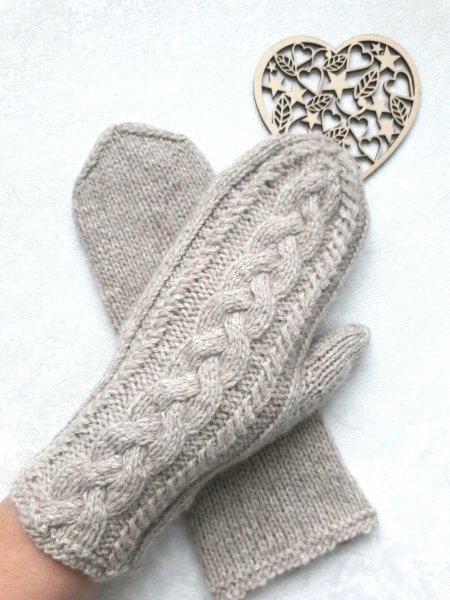 Варежки вязаные