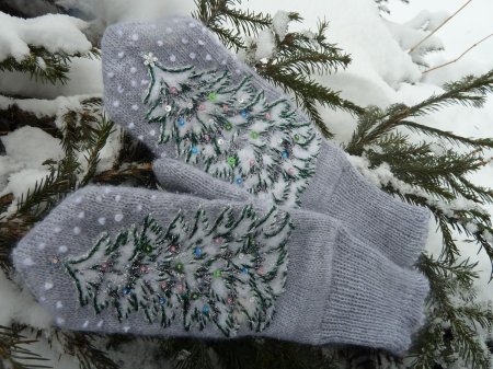 Оригинальные варежки