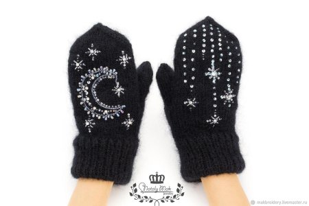Варежки со стразами