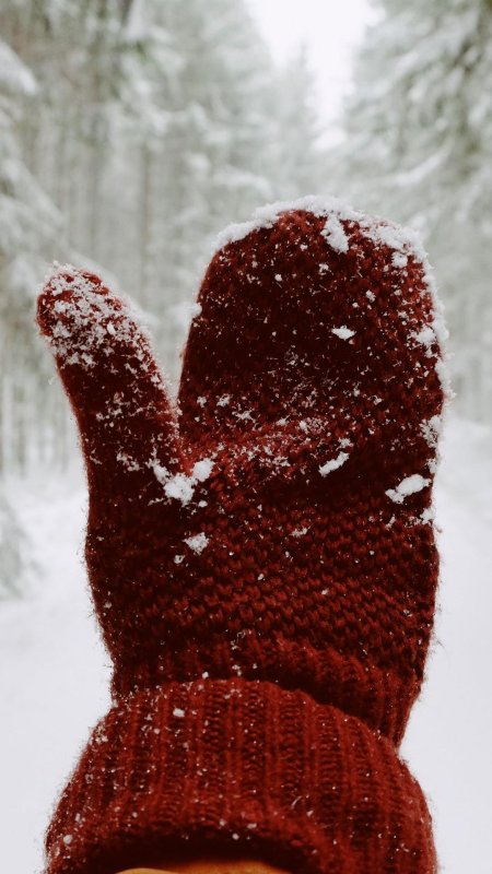 Снежинка на варежке