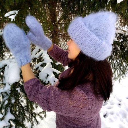 Варежки вязаные пушистые