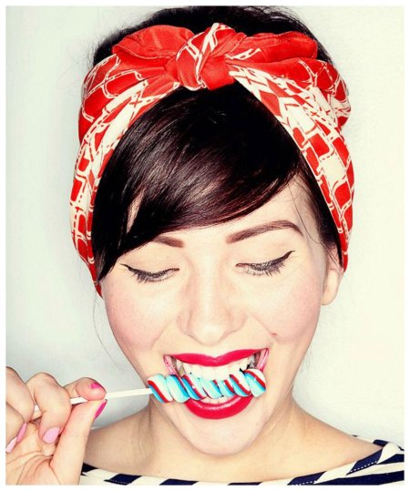 Прическа с банданой