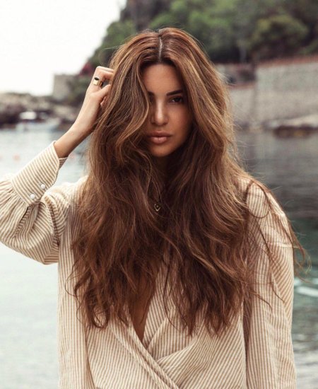Каштановые волосы