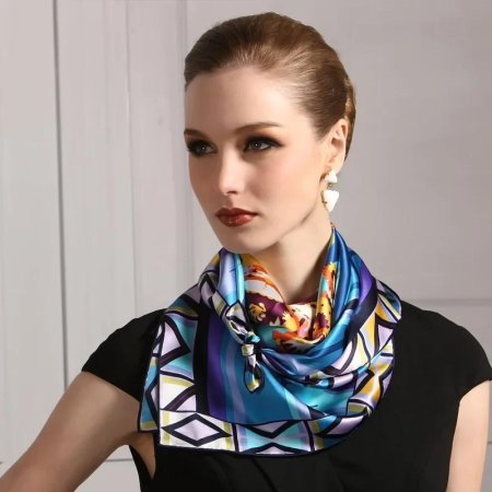 Шелковый платок на шею