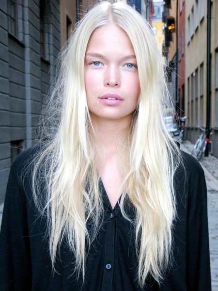 Блондинка скандинавского типа