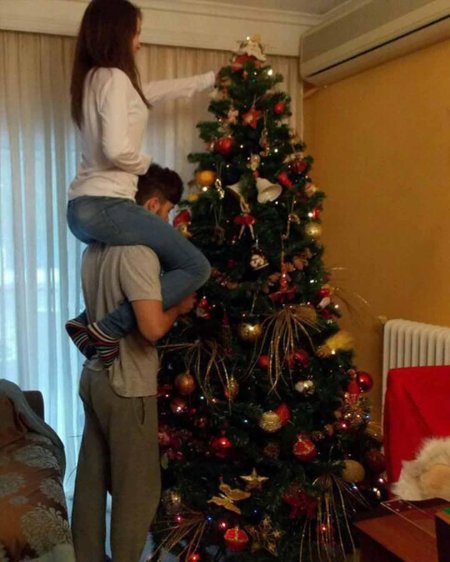 Девушка елка