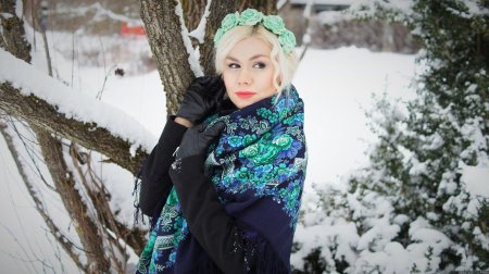 Павлопосадский платок русская красавица