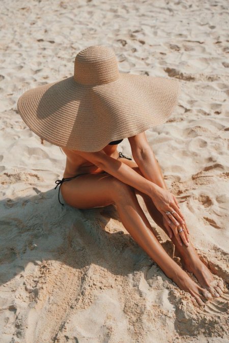 Пляжная шляпа