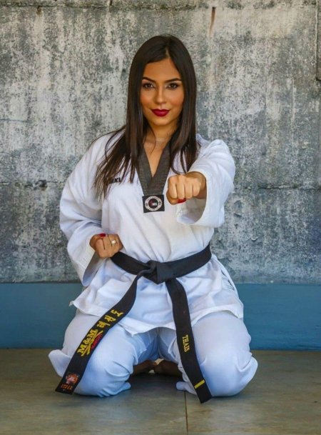 Тхэквондо женщины