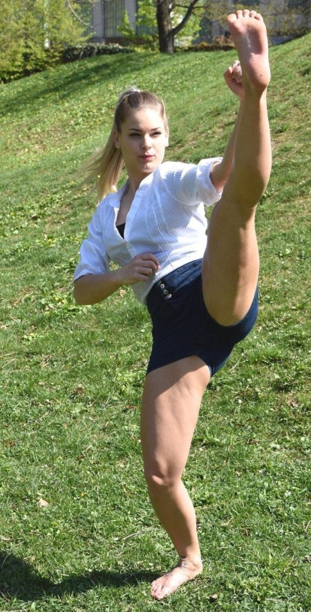 Надира исаева каратистка