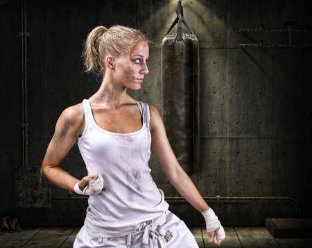 Спортивная девушка