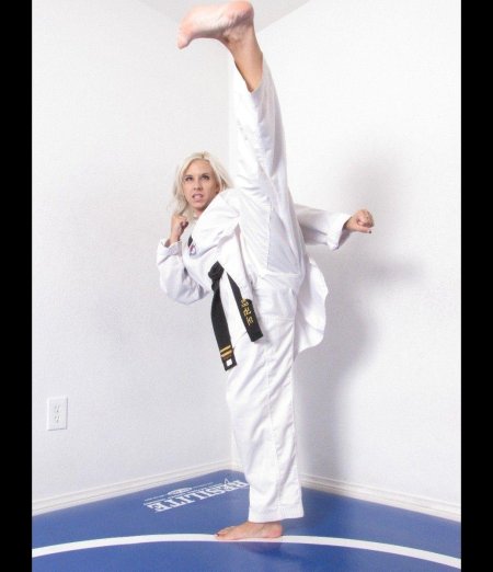 Элисон джонсон карате