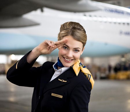 Анни аврора стюардессы