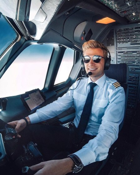 Яруков александр львович пилот гражданской авиации