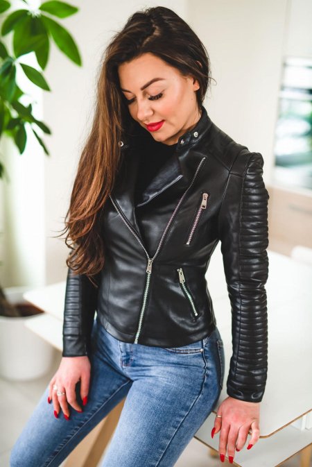 Покраска кожаной куртки