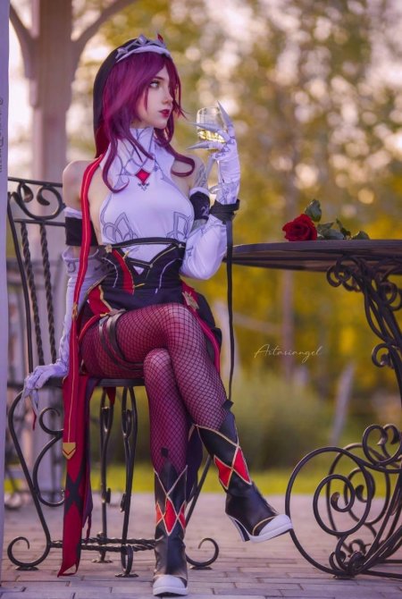 Розария геншин косплей