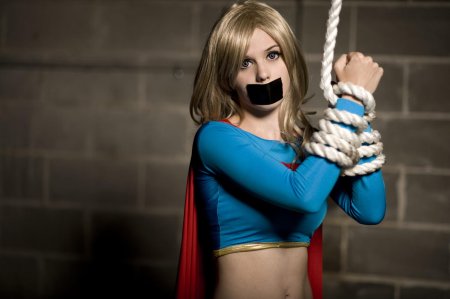 Супергерои девушка