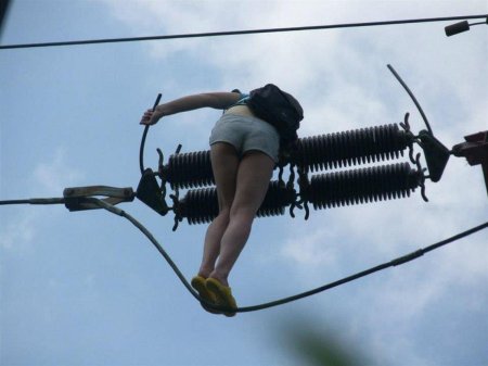 Девушка на лэп