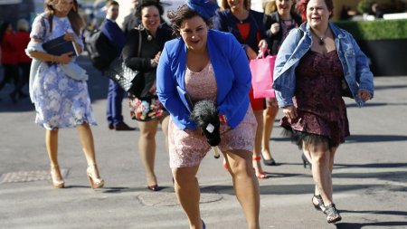 Британские девушки на улицах