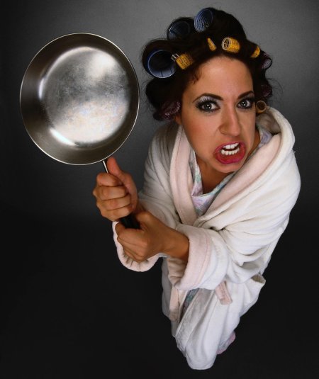 Женщина злая