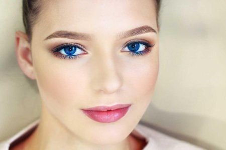 Макияж для голубых глаз