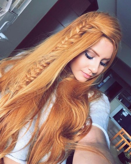 Карамельно рыжие волосы