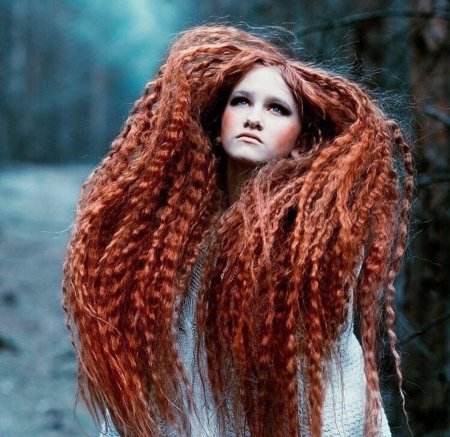 Рыжая волосы