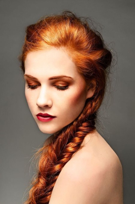 Рыжая волосы