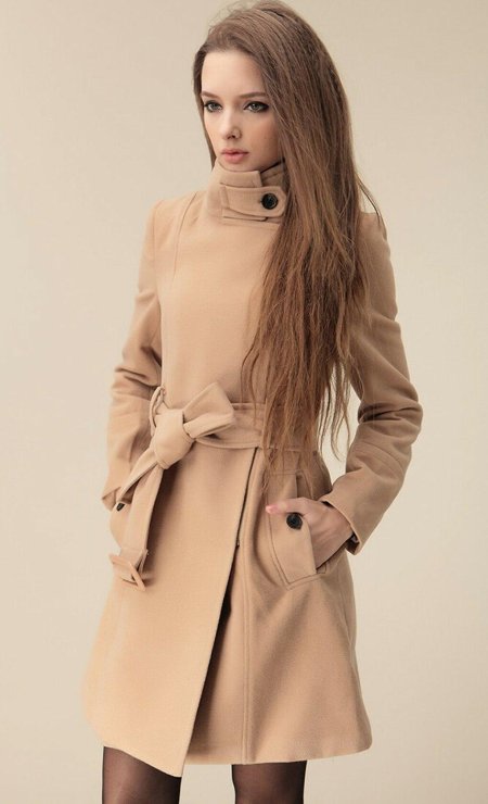 Пальто женское бежевое
