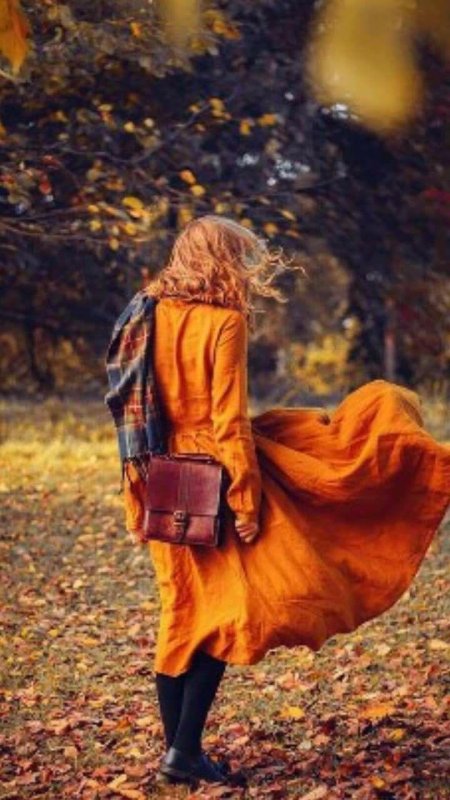 Осень женщина