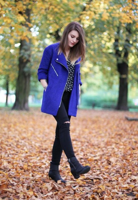 Синее пальто