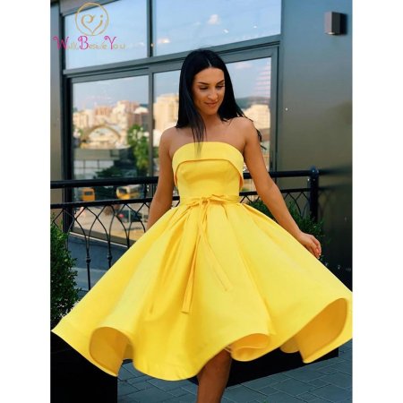 Желтое платье